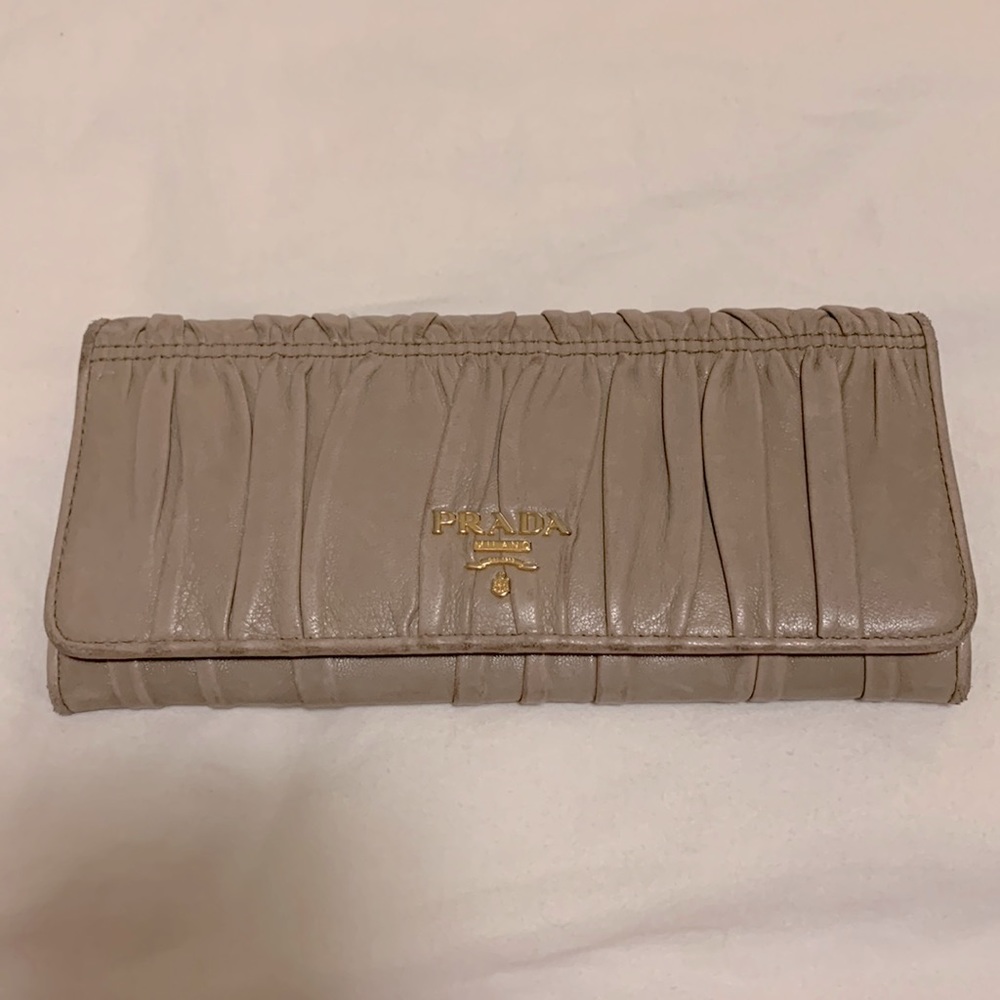 Authentic Prada Wallet - Picture 1 of 4